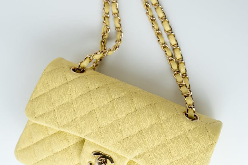 CHANEL Handbag 20S Yellow Caviar Quilted Classic Flap Small Light Gold Hardware -Knockoff
