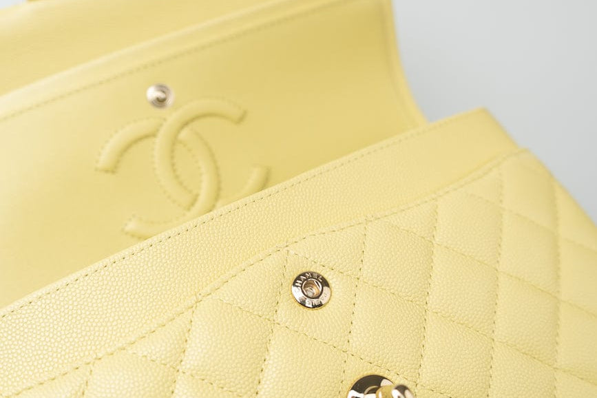 CHANEL Handbag 20S Yellow Caviar Quilted Classic Flap Small Light Gold Hardware -Knockoff
