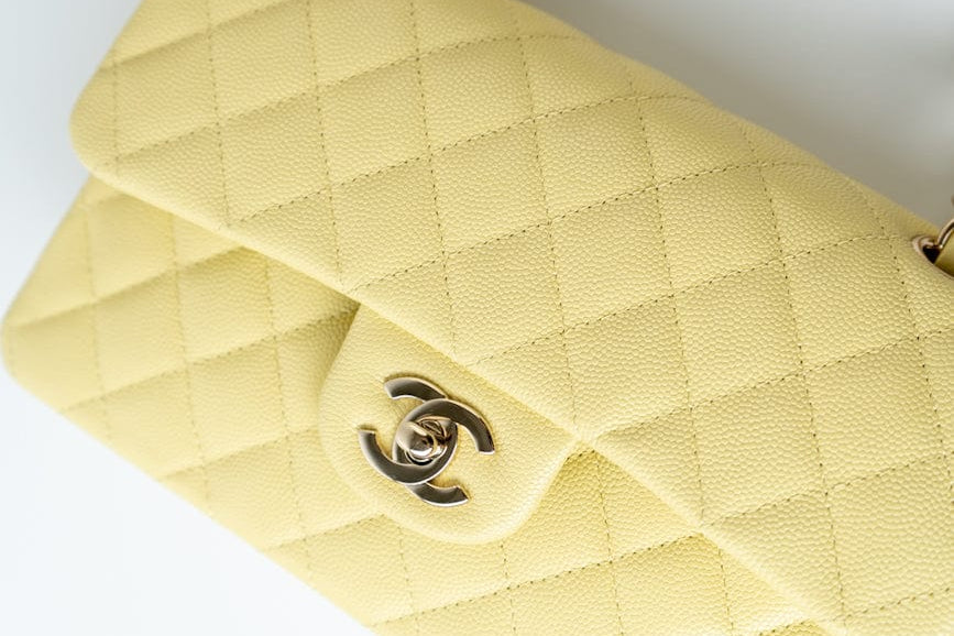 CHANEL Handbag 20S Yellow Caviar Quilted Classic Flap Small Light Gold Hardware -Knockoff
