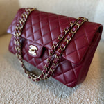 CHANEL Handbag 21A Burgundy Lambskin Quilted Classic Flap Medium LGHW -Knockoff
