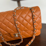 CHANEL Handbag 21A Caramel / Light Brown Caviar Quilted Classic Flap LGHW -Knockoff
