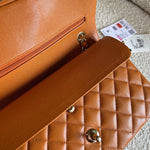 CHANEL Handbag 21A Caramel / Light Brown Caviar Quilted Classic Flap Medium LGHW -Knockoff
