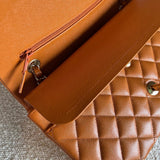 CHANEL Handbag 21A Caramel / Light Brown Caviar Quilted Classic Flap Medium LGHW -Knockoff
