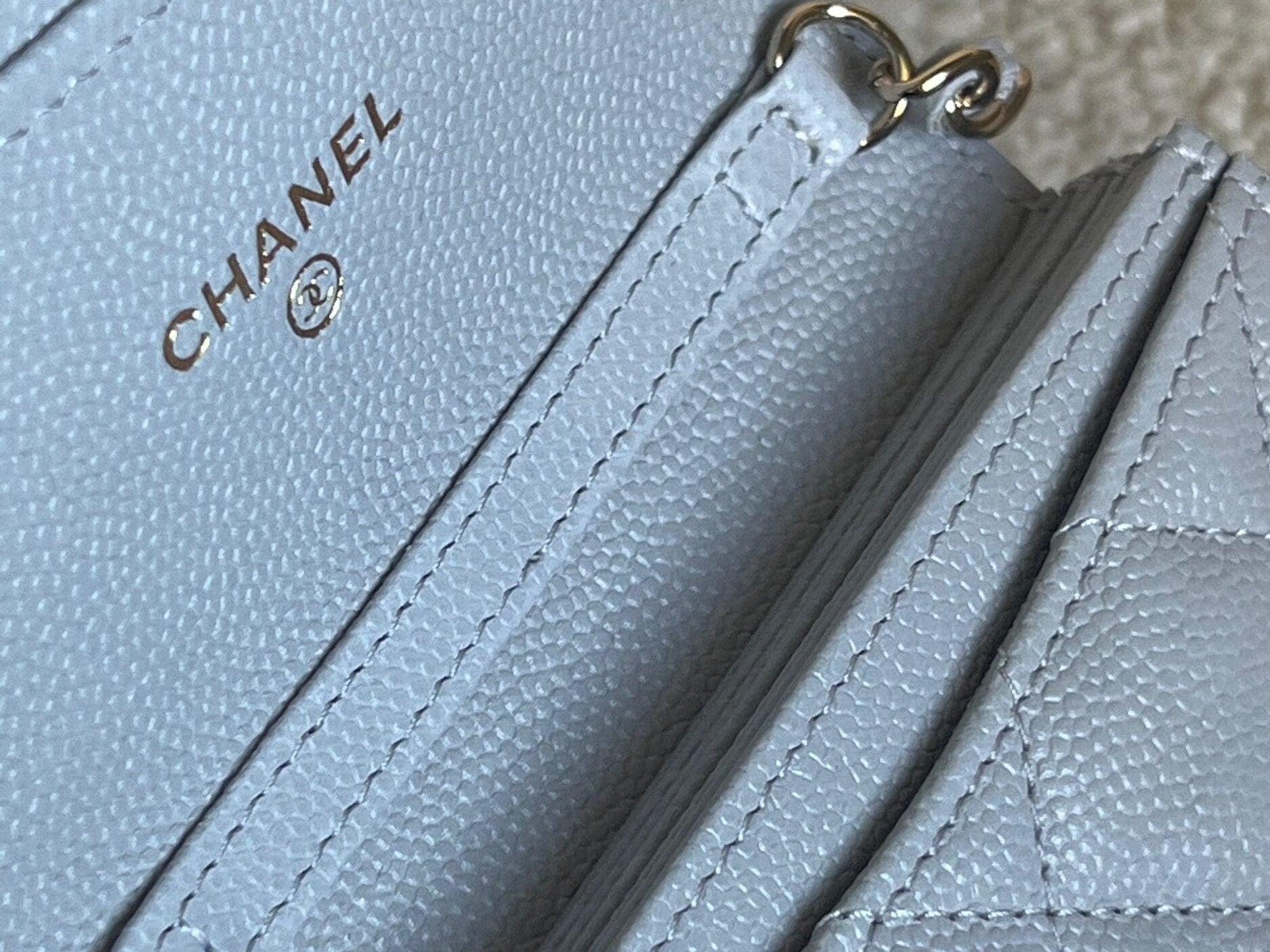 CHANEL Handbag 21A Caviar Quilted Flap Card Holder On Chain Grey -Knockoff
