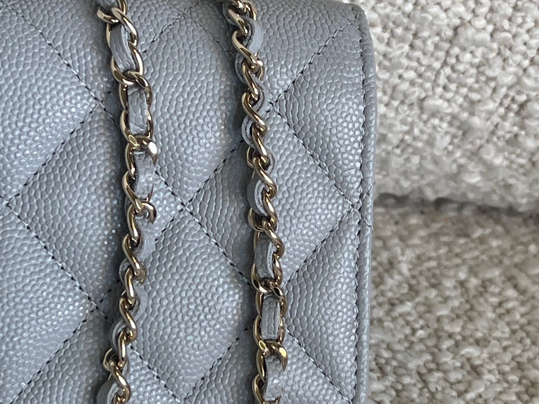 CHANEL Handbag 21A Caviar Quilted Flap Card Holder On Chain Grey -Knockoff
