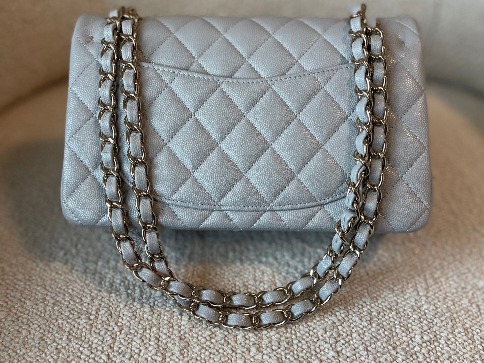 CHANEL Handbag 21A Grey Caviar Quilted Classic Flap Small LGHW -Knockoff
