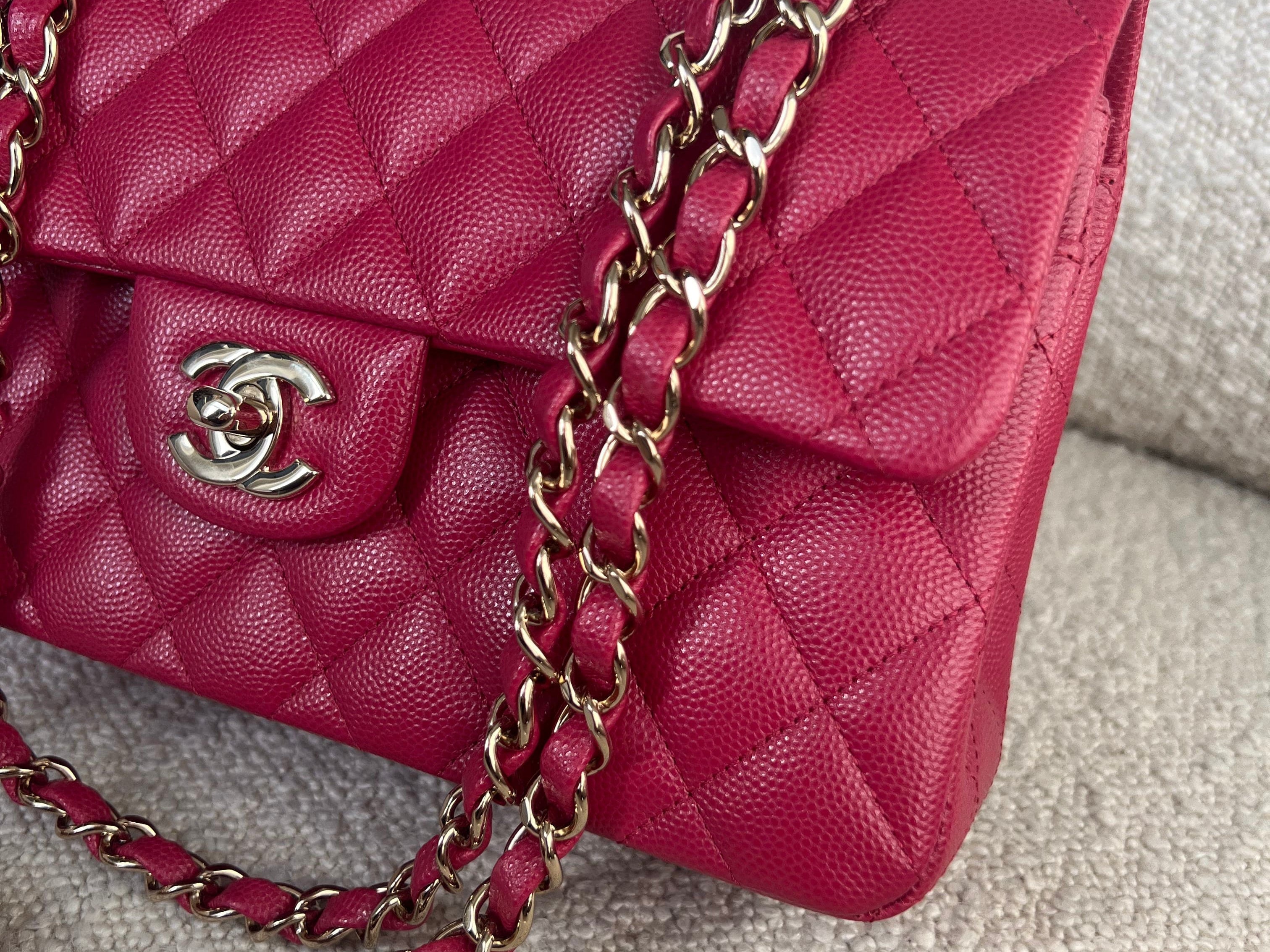 CHANEL Handbag 21A Pink Caviar Quilted Classic Flap Small -Knockoff
