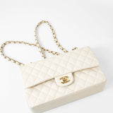 CHANEL Handbag 21A White/ Ivory Caviar Quilted Classic Flap Medium Light Gold Hardware -Knockoff
