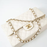 CHANEL Handbag 21A White/ Ivory Caviar Quilted Classic Flap Medium Light Gold Hardware -Knockoff
