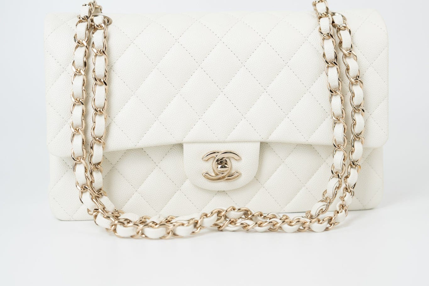 CHANEL Handbag 21A White/ Ivory Caviar Quilted Classic Flap Medium Light Gold Hardware -Knockoff
