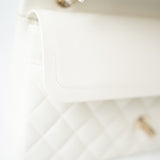 CHANEL Handbag 21A White/ Ivory Caviar Quilted Classic Flap Medium Light Gold Hardware -Knockoff
