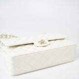 CHANEL Handbag 21A White/ Ivory Caviar Quilted Classic Flap Medium Light Gold Hardware -Knockoff
