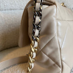 CHANEL Handbag 21B Beige Lambskin Quilted 19 Flap Medium/Large Mixed Hardware -Knockoff
