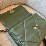 CHANEL Handbag 21B Military Green Lambskin Quilted 19 Flap Small Mixed Hardware -Knockoff
