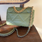 CHANEL Handbag 21B Military Green Lambskin Quilted 19 Flap Small Mixed Hardware -Knockoff
