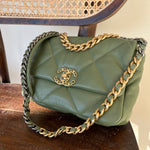 CHANEL Handbag 21B Military Green Lambskin Quilted 19 Flap Small Mixed Hardware -Knockoff
