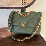 CHANEL Handbag 21B Military Green Lambskin Quilted 19 Flap Small Mixed Hardware -Knockoff
