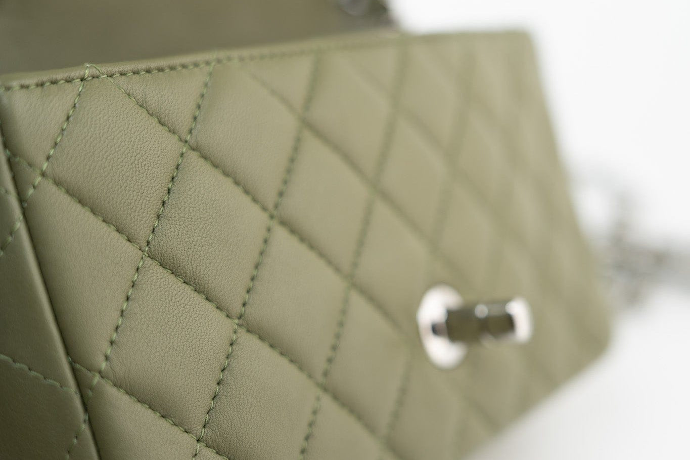 CHANEL Handbag 21B Military Green Lambskin Quilted Mini Rectangular Single Silver Hardware -Knockoff
