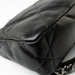 CHANEL Handbag 21C Black Lambskin Quilted 19 Flap Small Mixed Hardware -Knockoff
