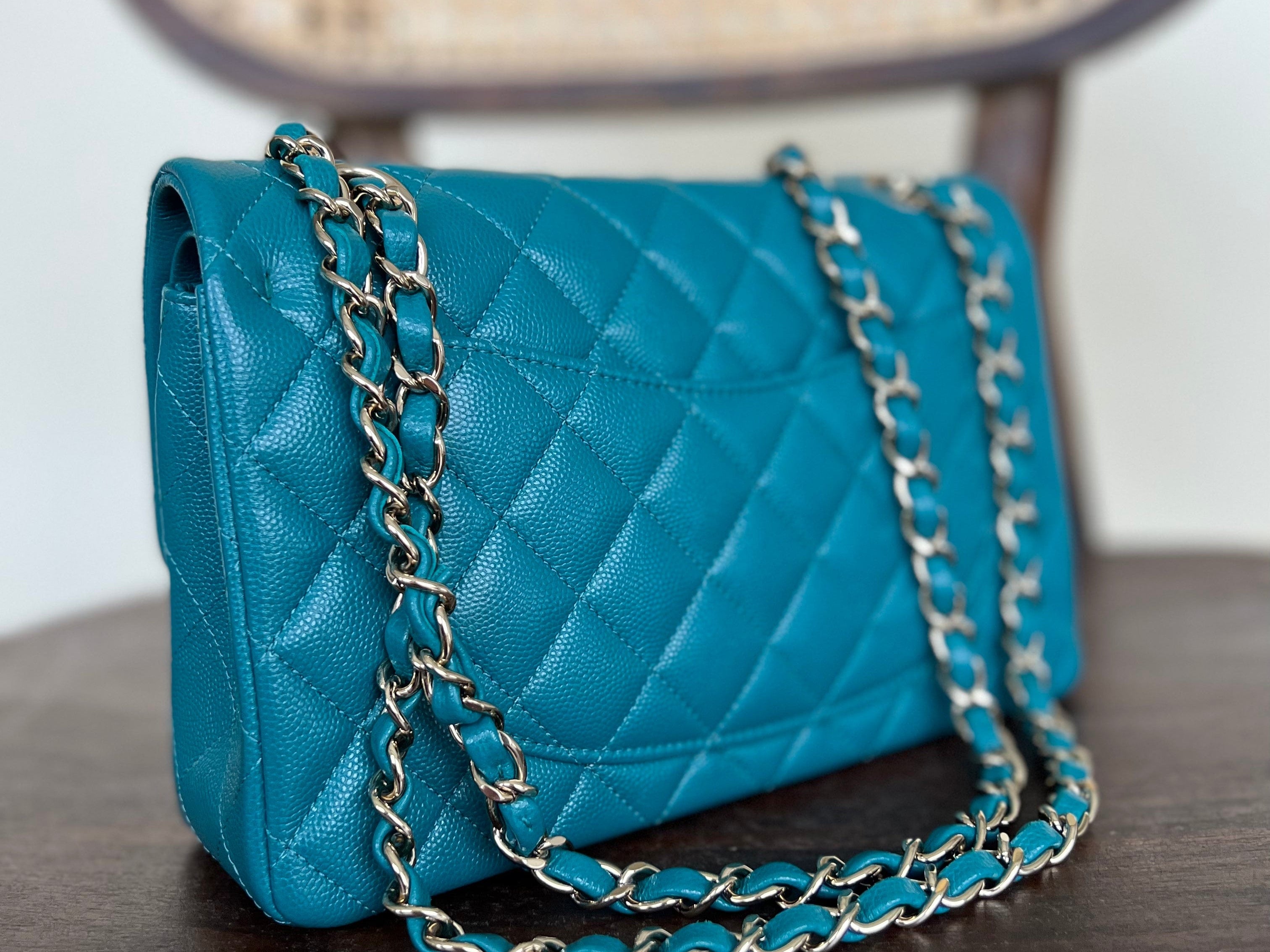 CHANEL Handbag 21C Dark Teal Caviar Quilted Classic Double Flap Small Light Gold Hardware -Knockoff
