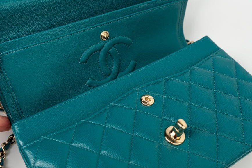 CHANEL Handbag 21C Dark Teal Caviar Quilted Classic Double Flap Small Light Gold Hardware -Knockoff
