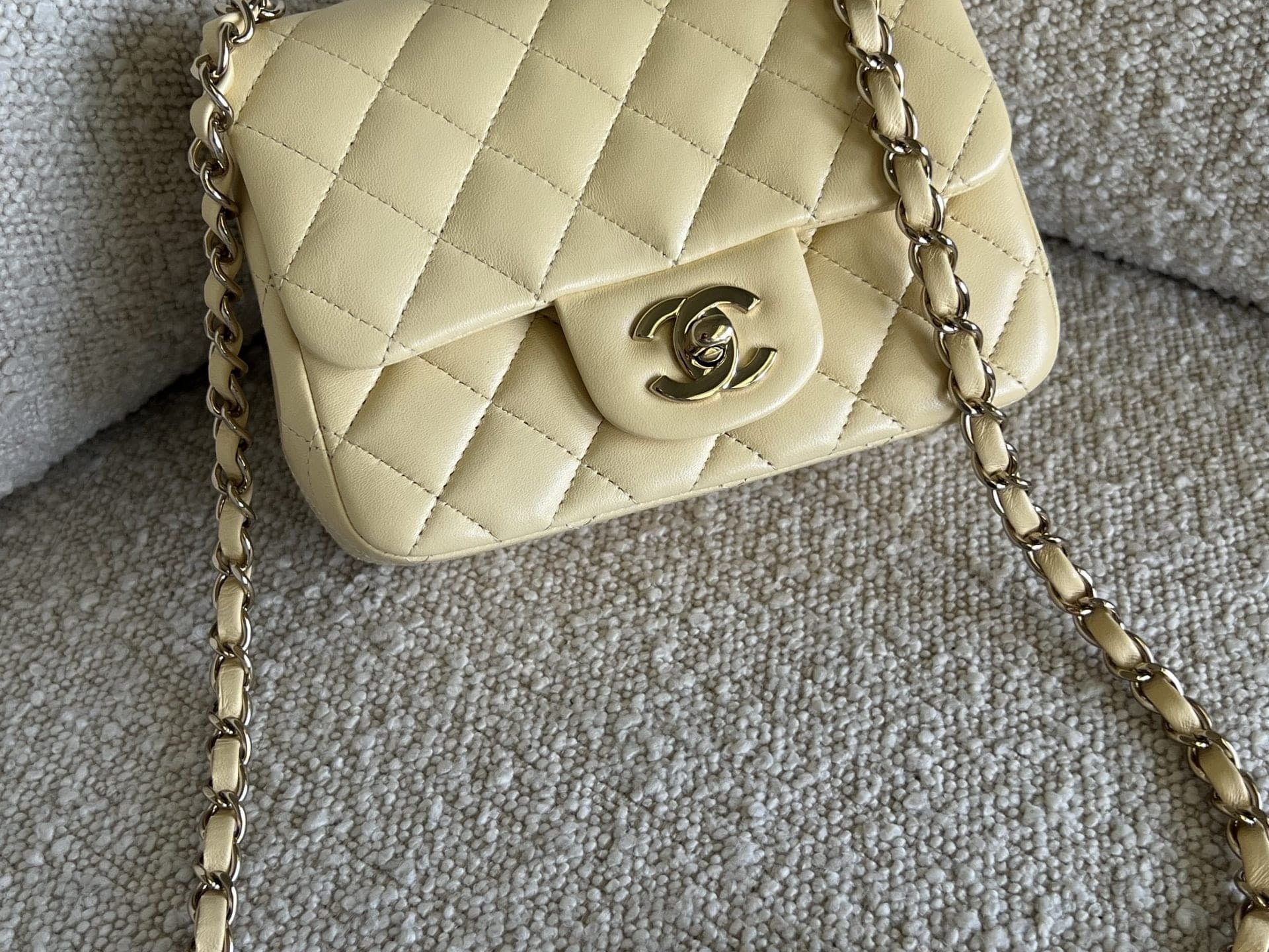 CHANEL Handbag 21C Mini Square Yellow Lambskin Quilted Single Flap LGHW -Knockoff
