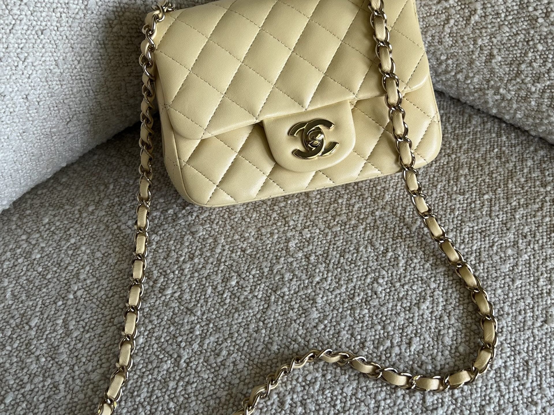 CHANEL Handbag 21C Mini Square Yellow Lambskin Quilted Single Flap LGHW -Knockoff
