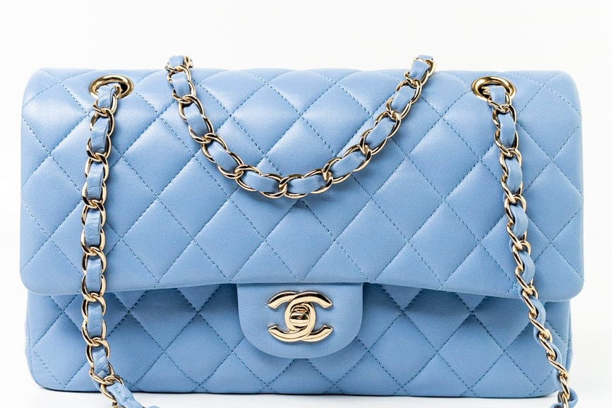 CHANEL Handbag 21C Sky Blue Lambskin Quilted Classic Flap Medium Light Gold Hardware -Knockoff
