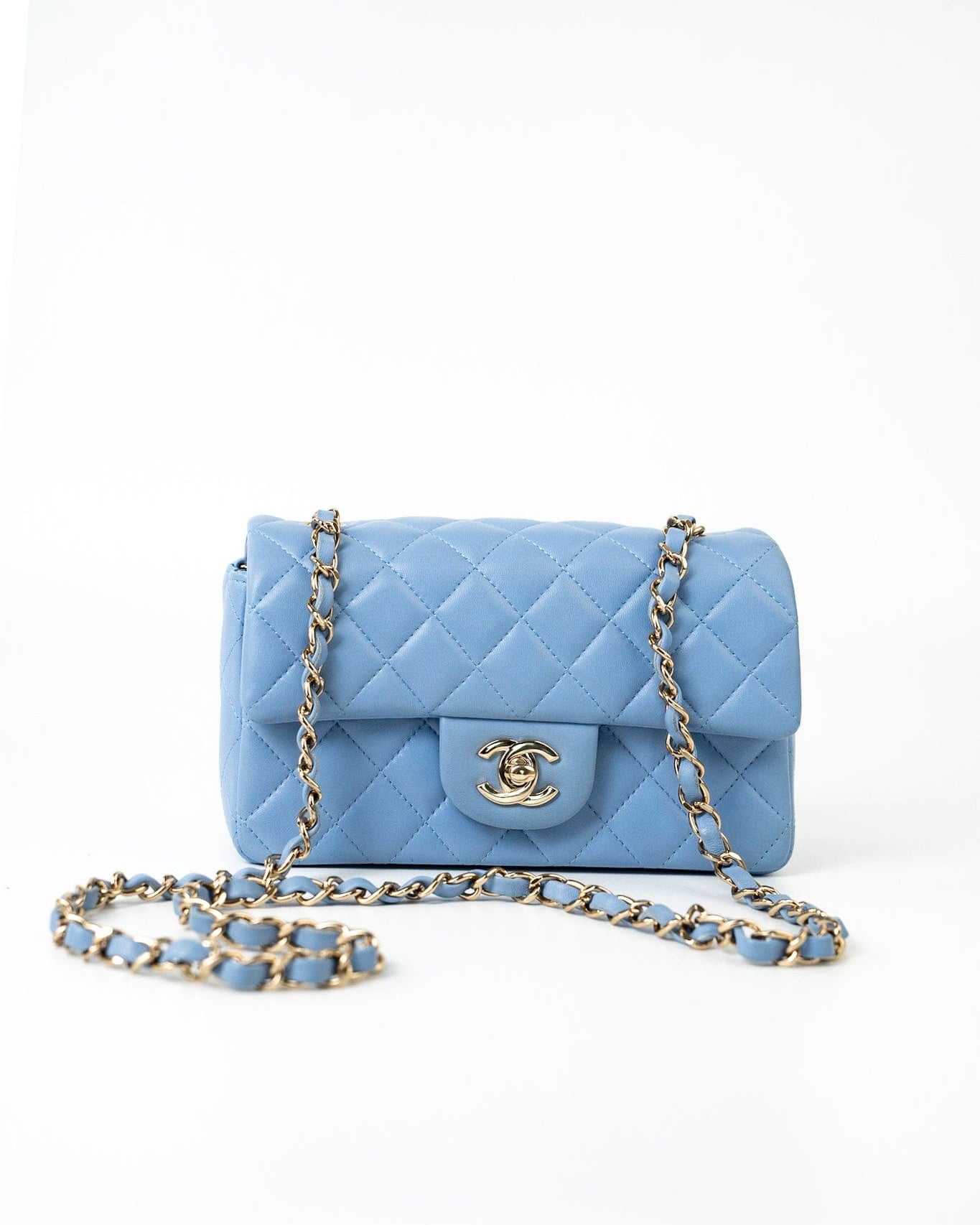 CHANEL Handbag 21C Sky Blue Lambskin Quilted Mini Rectangular Flap Light Gold Hardware -Knockoff
