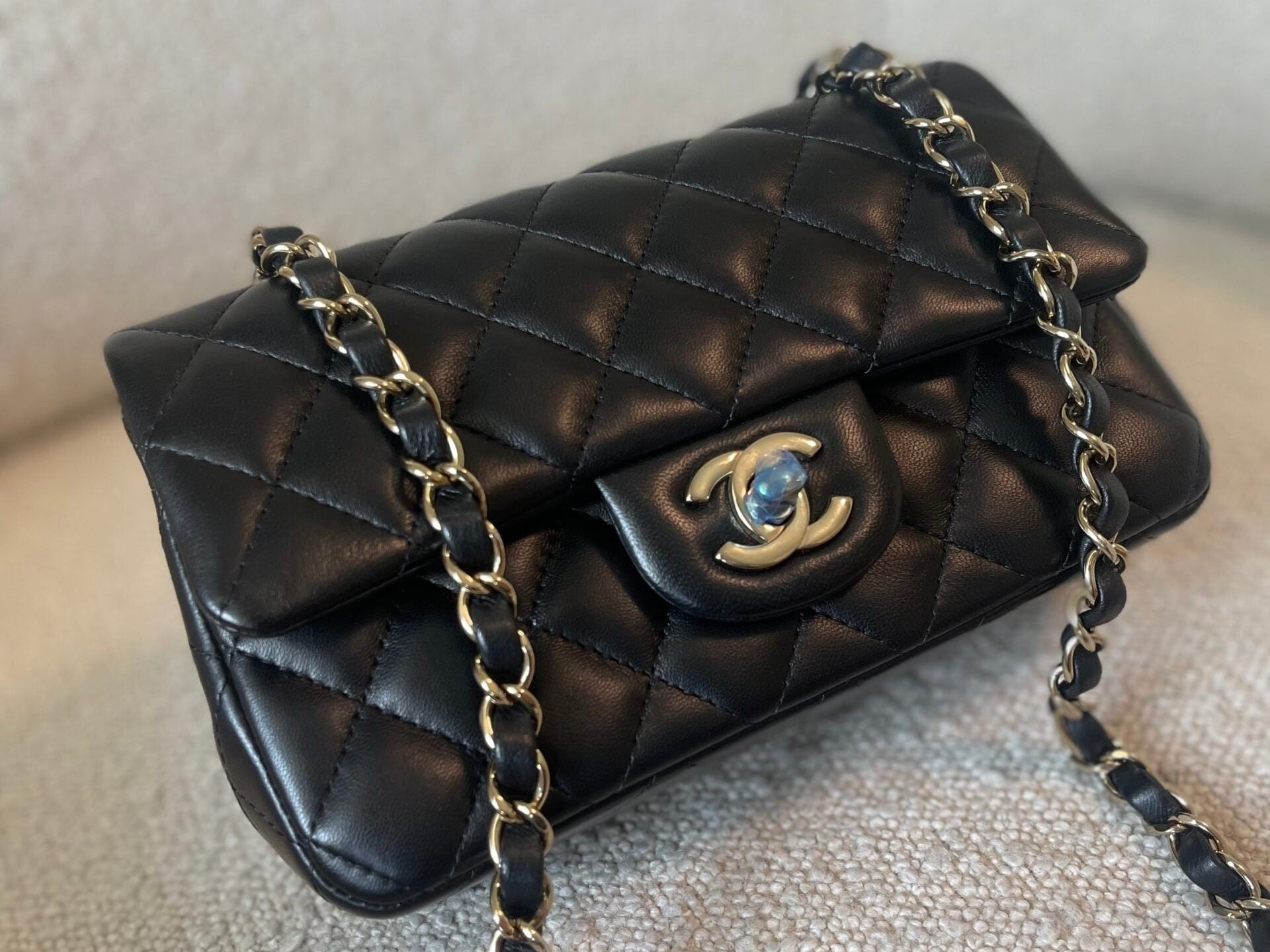 CHANEL Handbag 21K Black Lambskin Quilted Mini Rectangular Single Flap Light Gold Hardware -Knockoff
