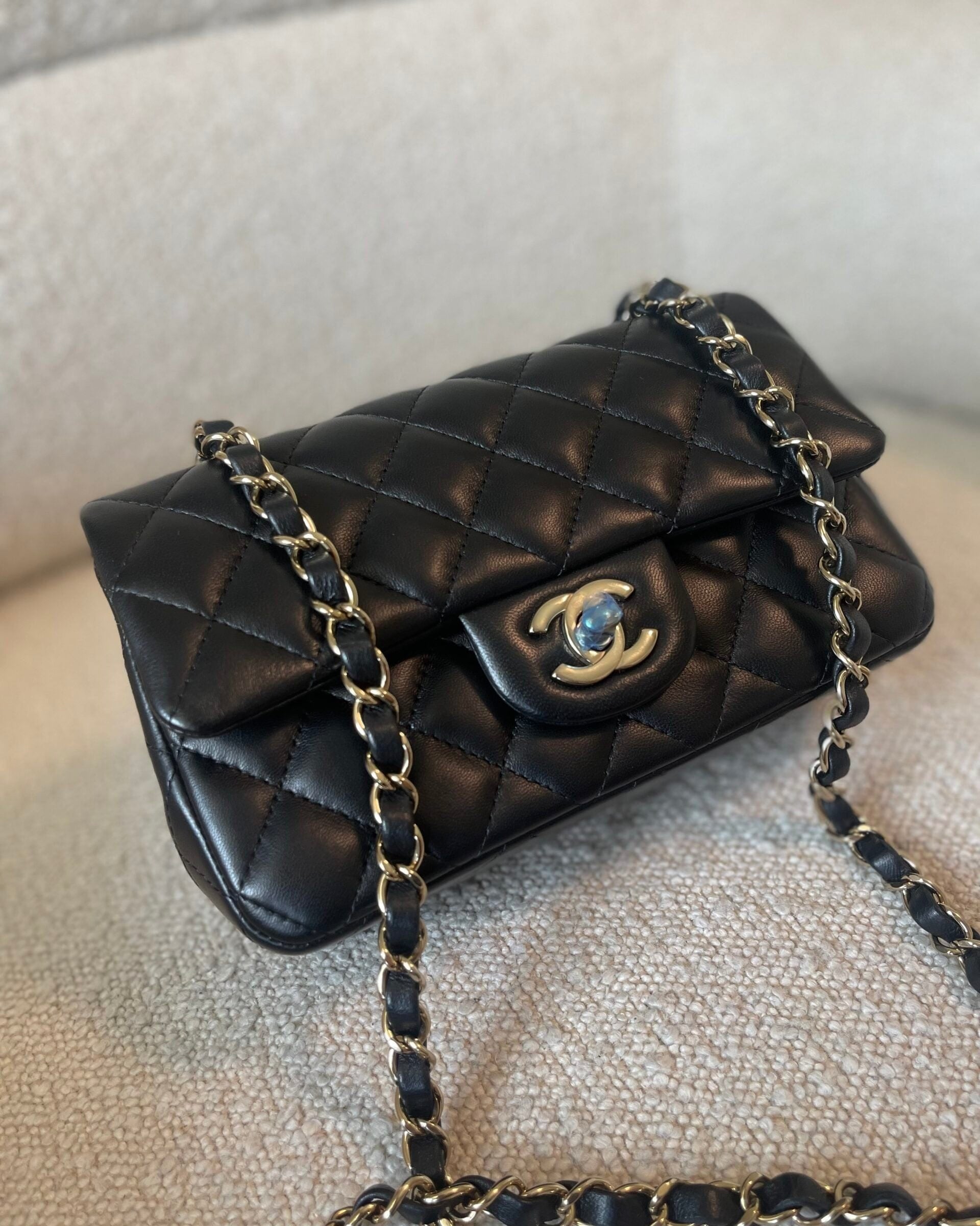 CHANEL Handbag 21K Black Lambskin Quilted Mini Rectangular Single Flap Light Gold Hardware -Knockoff
