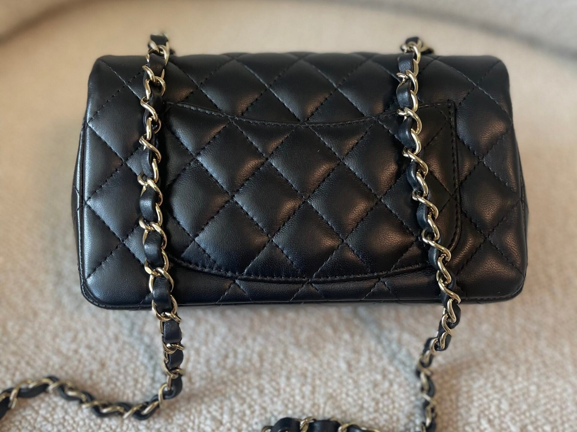 CHANEL Handbag 21K Black Lambskin Quilted Mini Rectangular Single Flap Light Gold Hardware -Knockoff
