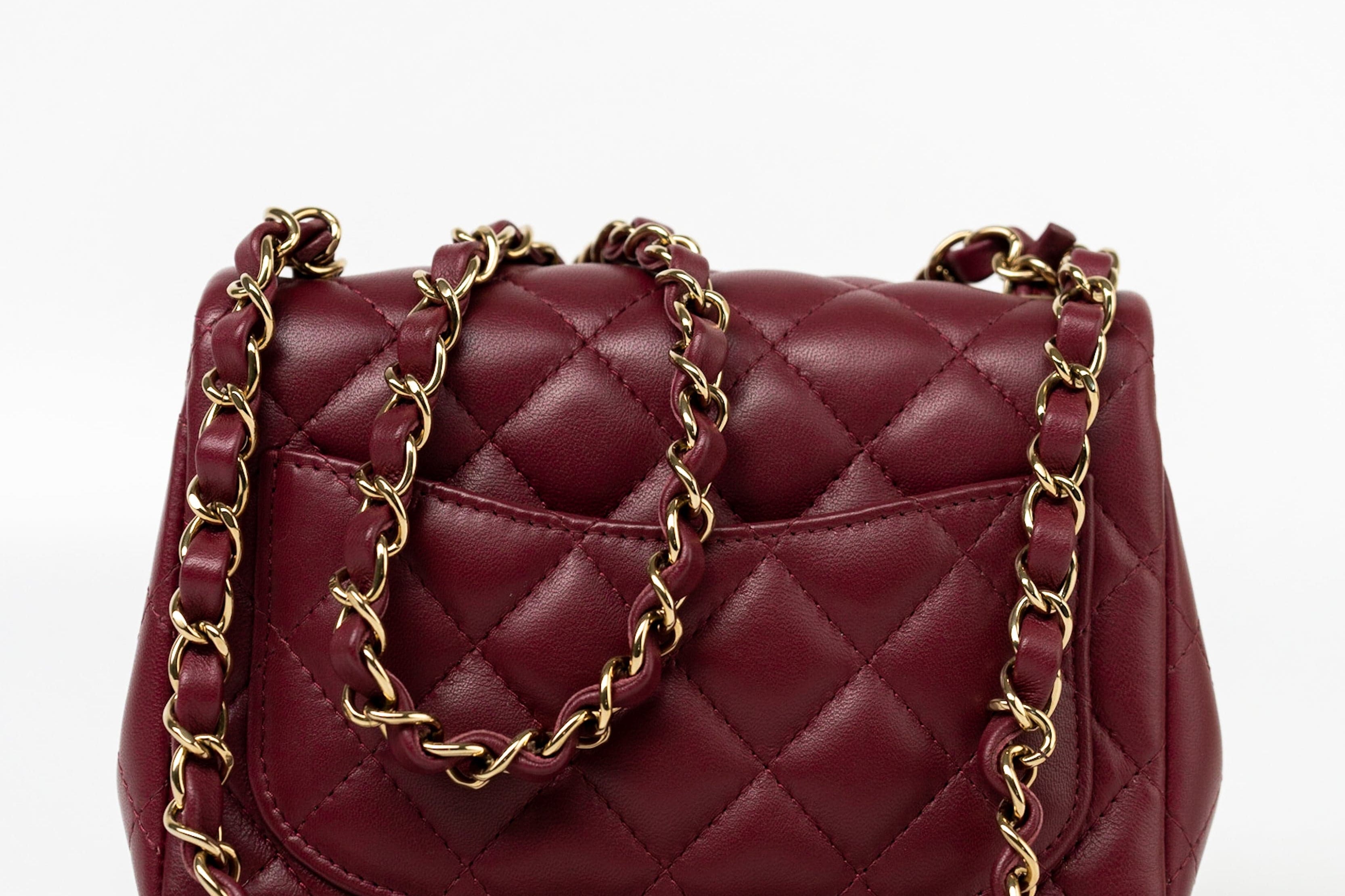 CHANEL Handbag 21K Burgundy Lambskin Quilted Mini Square Flap -Knockoff
