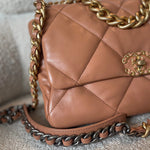 CHANEL Handbag 21K Caramel Lambskin Quilted 19 Flap Large Mixed Hardware -Knockoff
