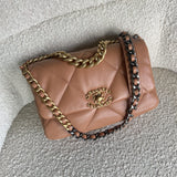 CHANEL Handbag 21K Chanel Caramel 19 Flap Small MHW -Knockoff
