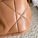 CHANEL Handbag 21K Chanel Caramel 19 Flap Small MHW -Knockoff
