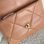 CHANEL Handbag 21K Chanel Caramel 19 Flap Small MHW -Knockoff
