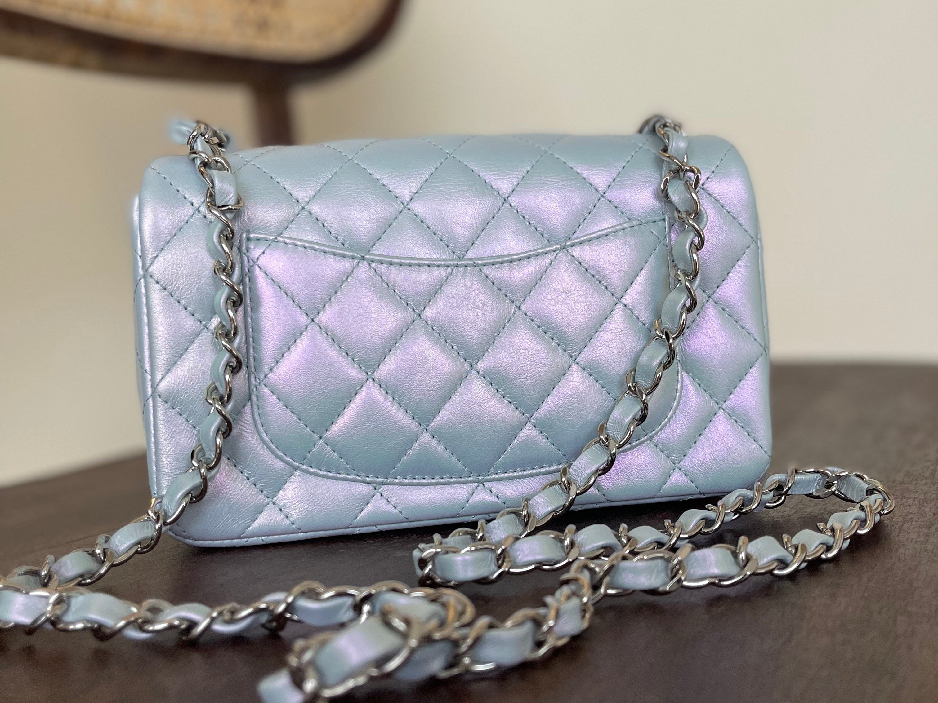 CHANEL Handbag 21K Iridescent Blue Calfskin Quilted Rectangular Mini SHW -Knockoff
