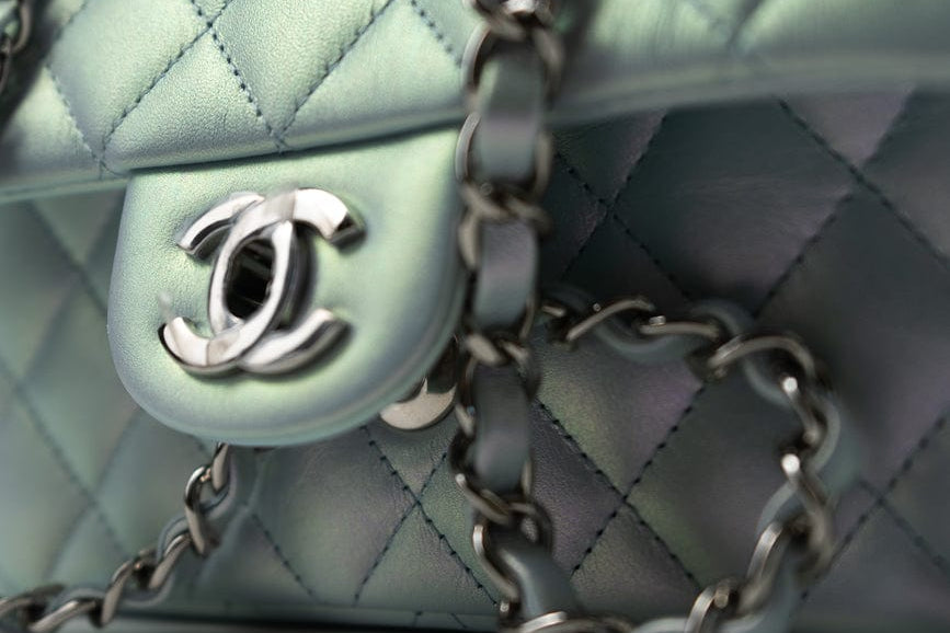 CHANEL Handbag 21K Iridescent Blue Calfskin Quilted Rectangular Mini SHW -Knockoff
