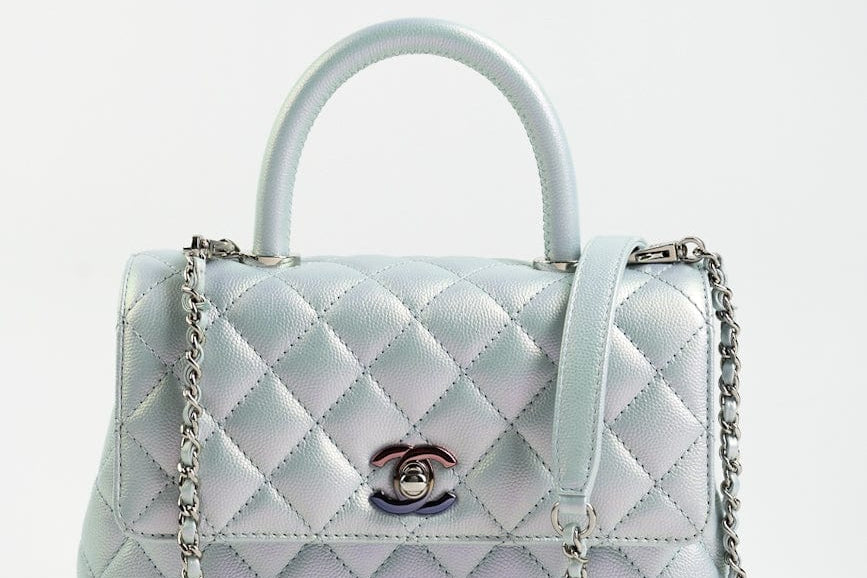 CHANEL Handbag 21K Iridescent Blue Caviar Quilted Coco Handle Small -Knockoff
