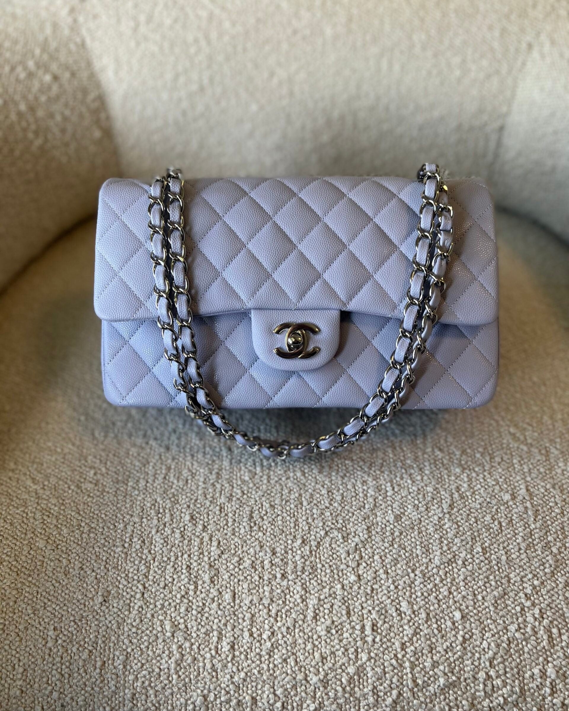 CHANEL Handbag 21K Lavender Caviar Quilted Classic Flap Medium SHW -Knockoff
