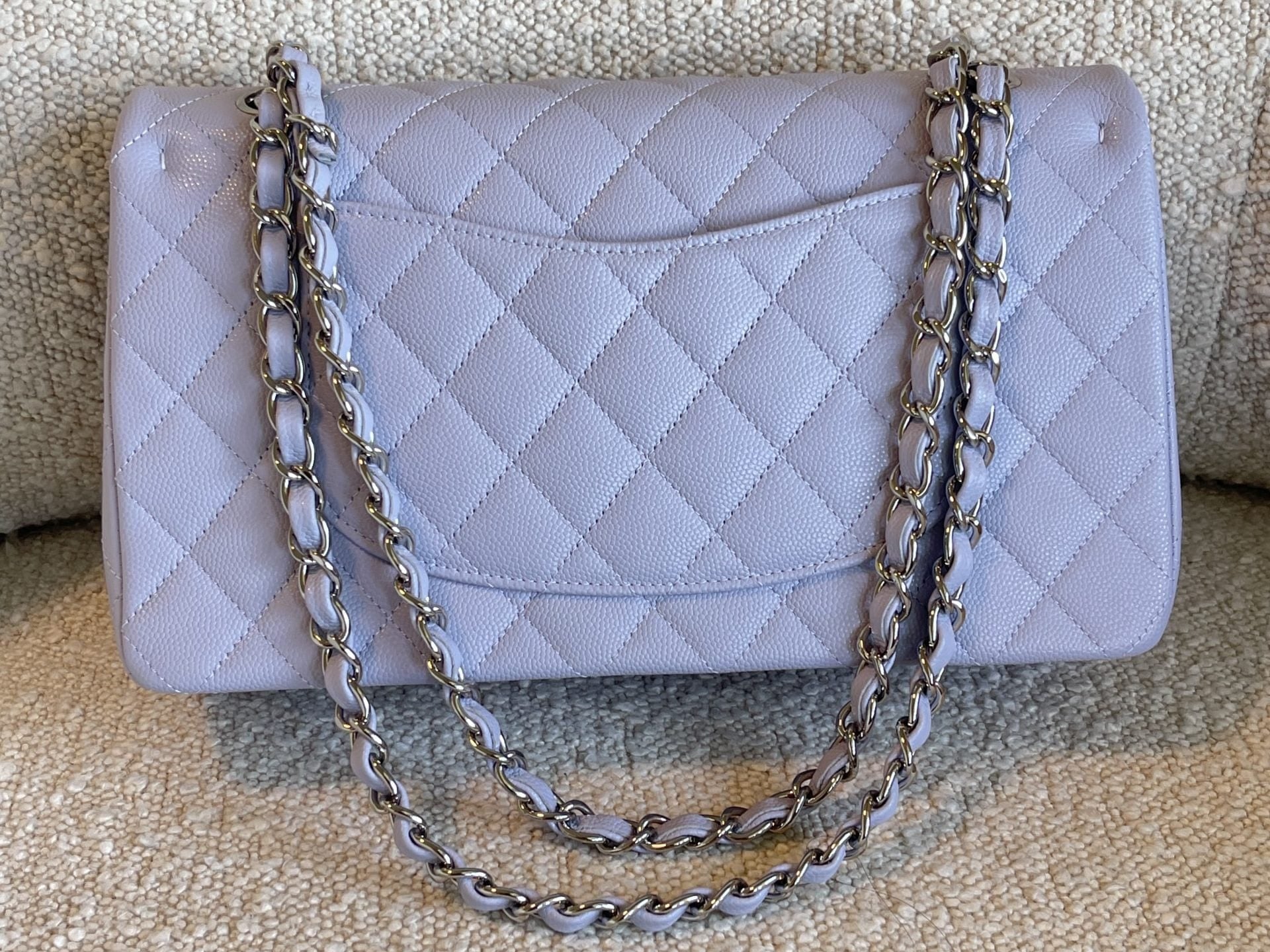 CHANEL Handbag 21K Lavender Caviar Quilted Classic Flap Medium SHW -Knockoff
