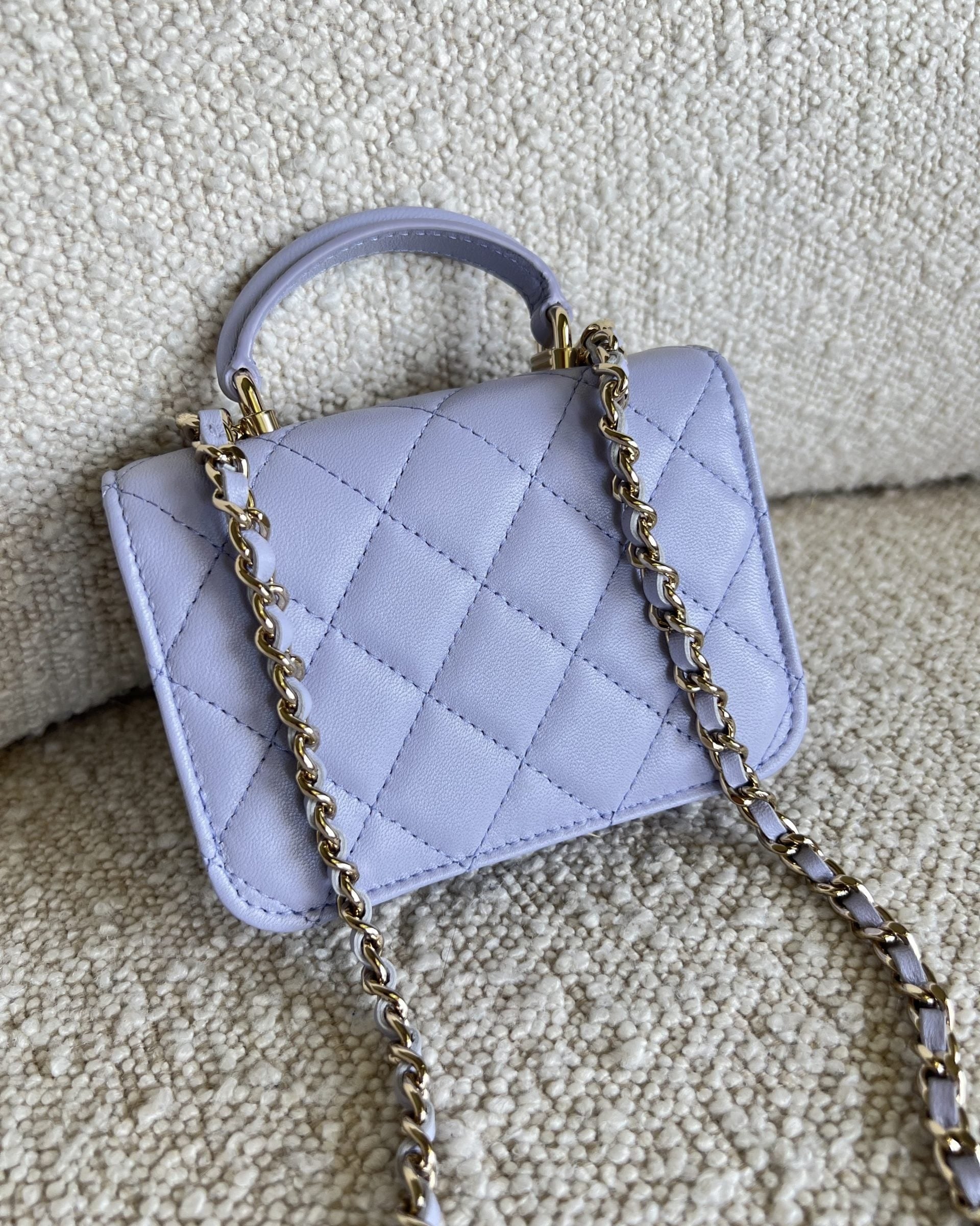 CHANEL Handbag 21K Lavender Lambskin Quilted Micro Coin Purse with Chain LGHW -Knockoff
