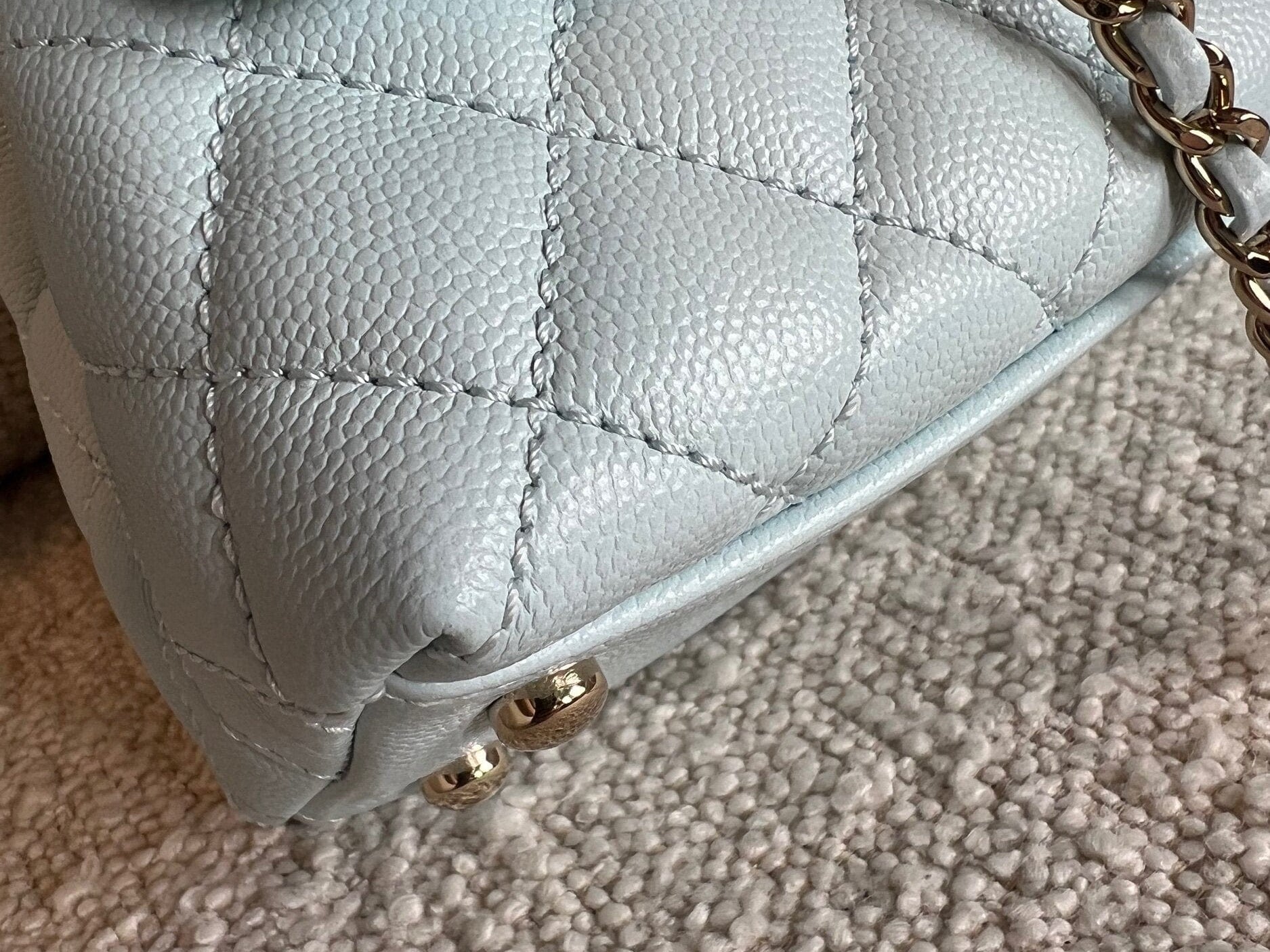 CHANEL Handbag 21K Light Blue Caviar Quilted Coco Handle Small LGHW -Knockoff
