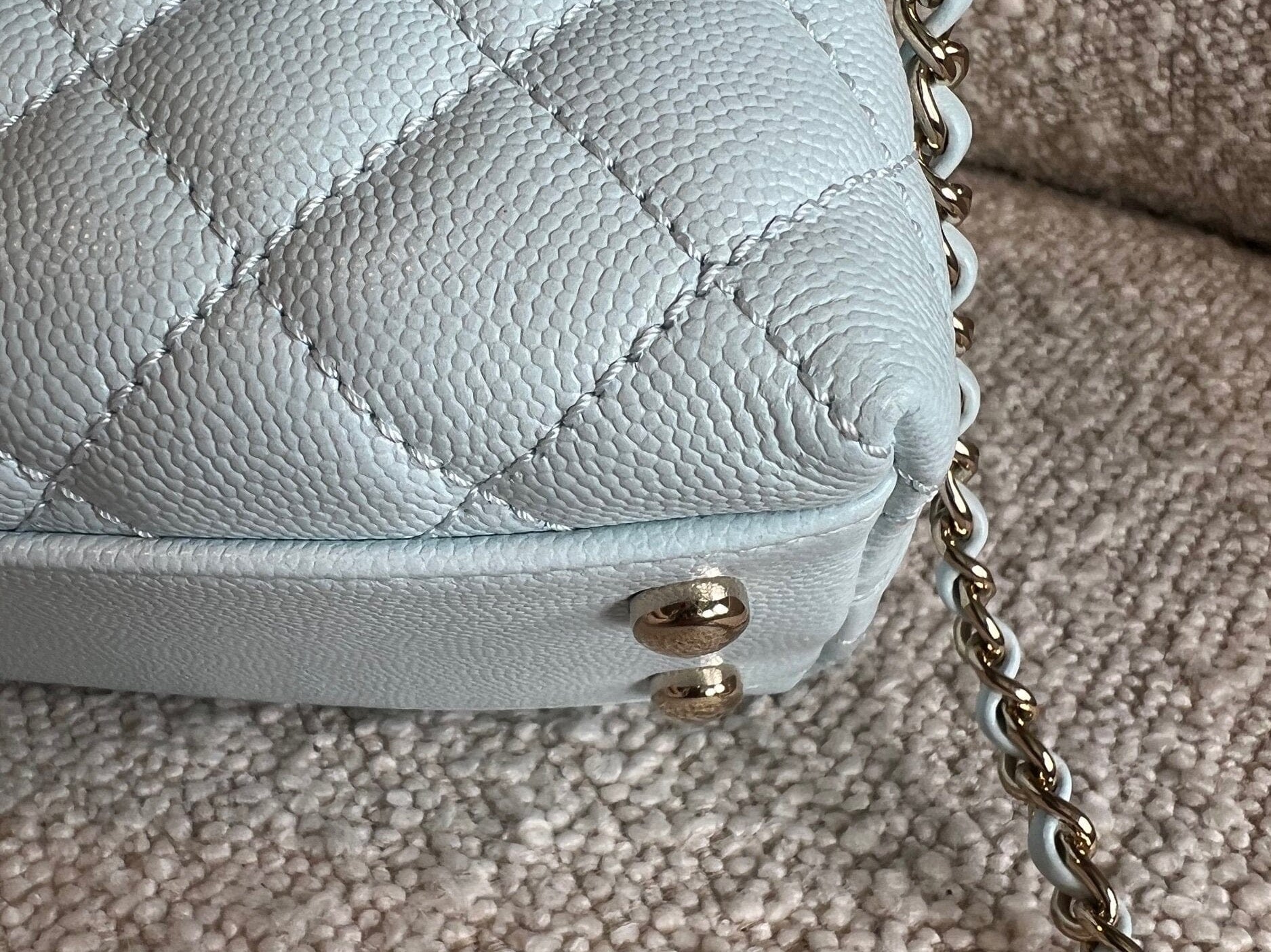 CHANEL Handbag 21K Light Blue Caviar Quilted Coco Handle Small LGHW -Knockoff
