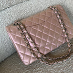 CHANEL Handbag 21K Medium Pink Iridescent Lambskin Quilted Classic Flap SHW -Knockoff
