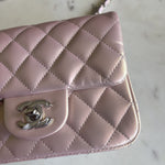 CHANEL Handbag 21K Mini Pink Iridescent Square Lambskin Quilted Classic Flap SHW -Knockoff
