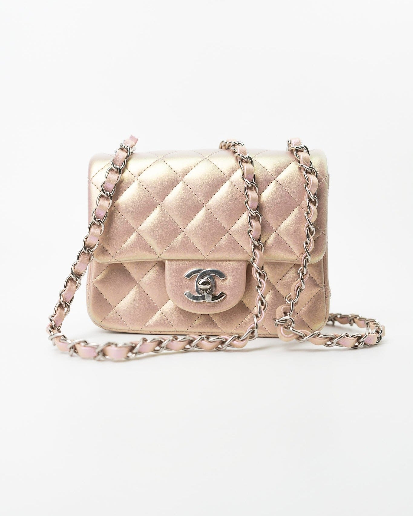 CHANEL Handbag 21K Mini Pink Iridescent Square Lambskin Quilted Classic Flap SHW -Knockoff
