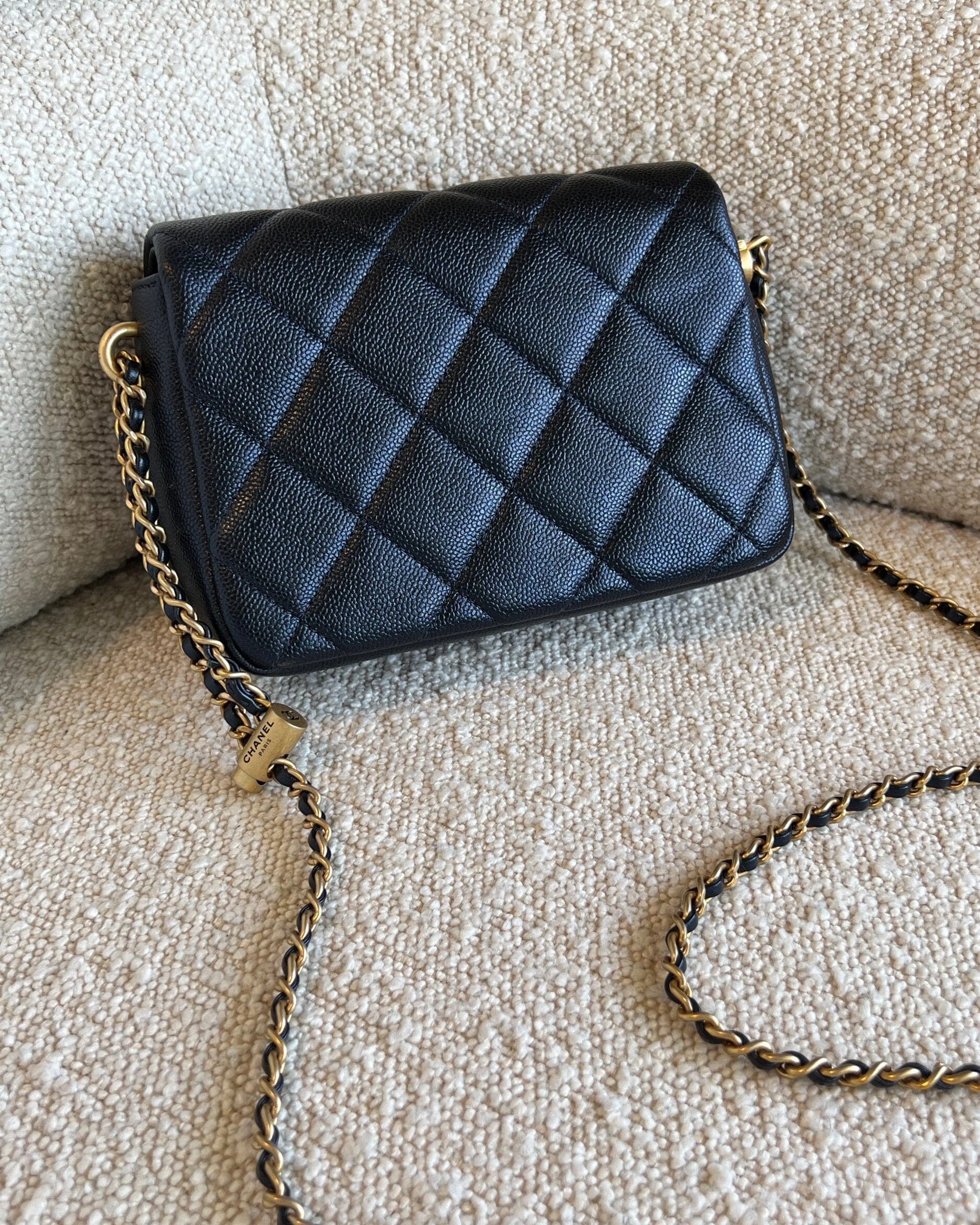 CHANEL Handbag 21K My Perfect Bag Iridescent Black Caviar Quilted AGHW -Knockoff
