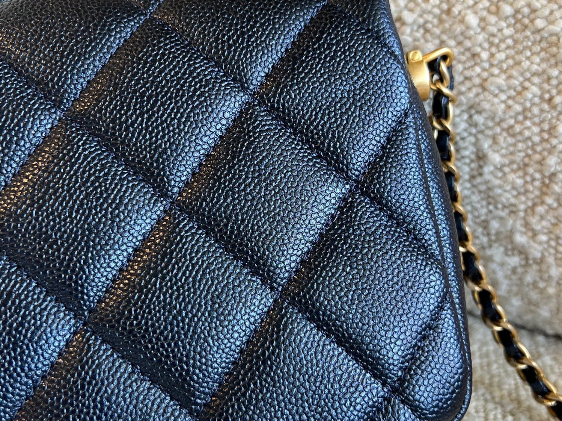 CHANEL Handbag 21K My Perfect Bag Iridescent Black Caviar Quilted AGHW -Knockoff
